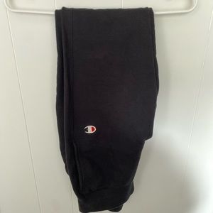 Black reverse weave CHAMPION joggers with pockets